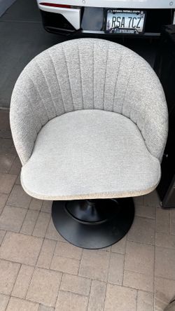 Bar chair