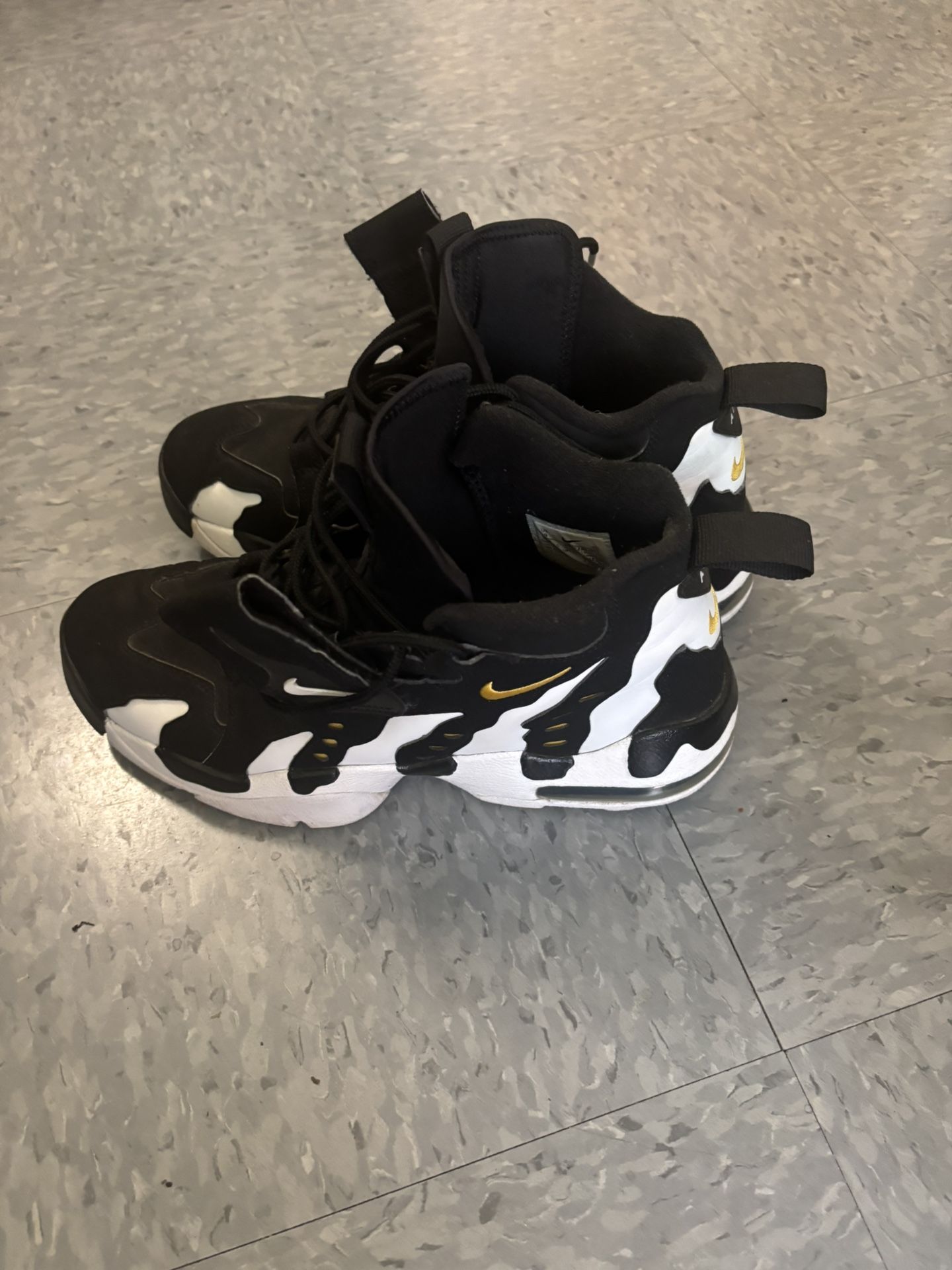 Nike Diamond Turf