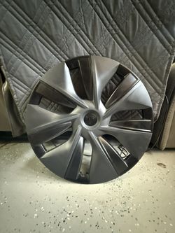 Tesla Model Y Hub Cap