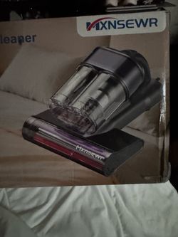 Mattress vacuum