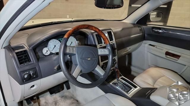 2005 Chrysler 300