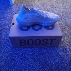 YEEZY 380 alien Blue