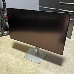Dell U3225QE 32” 4K HDR 120hz monitor