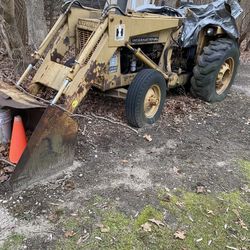 Tractor- International Harvester 3444