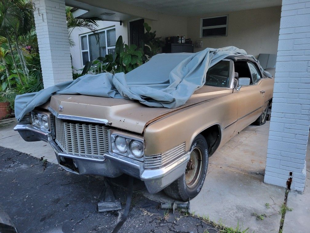 1970 Cadillac Is convertible Parts Or Restore