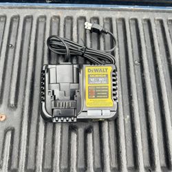 DEWALT 12v 20v Charger 