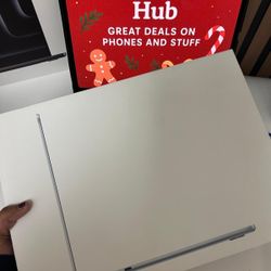 Apple MacBook Air M4 New