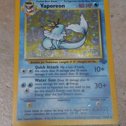 Holographic  1995  Vaporeon Pokemon Cards 