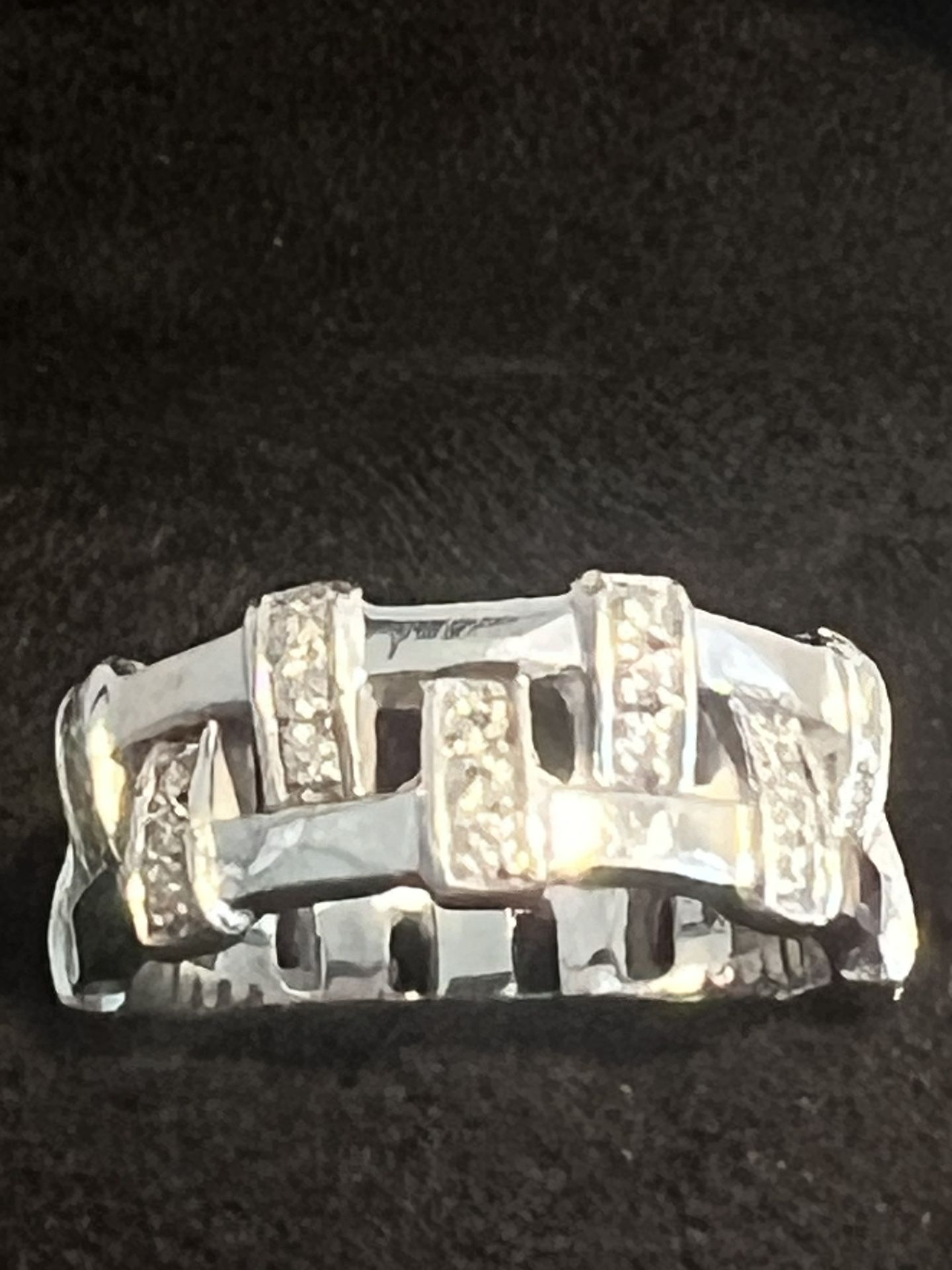 REDUCCED!! Sterling Silver And Simulated Diamond Ring