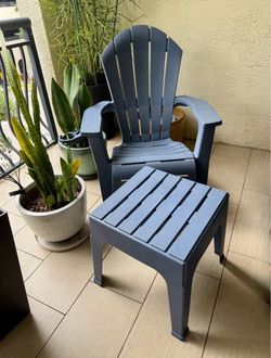 Adirondack Deluxe Chair & Side Table