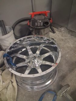 Large Chrome Truck Wheel Rim