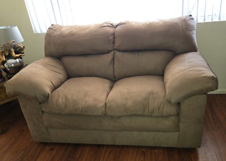 Loveseat