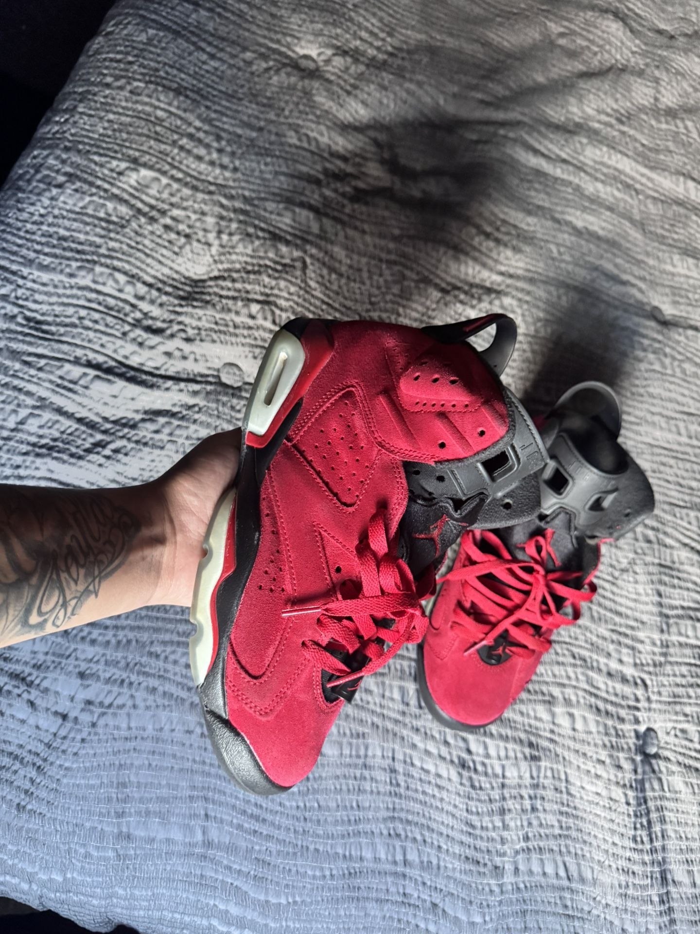 jordan 6 Toro Bravo