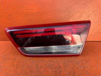 2019 2020 Kia Optima Right Passenger Side Inner Tail Light OEM 92404-D4620