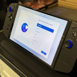 Legion Go Handheld 