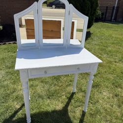 White Wooden Vanity 
