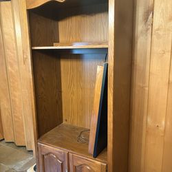 Entertainment Center/Cabinet