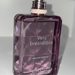 Givenchy Very Irresistible 