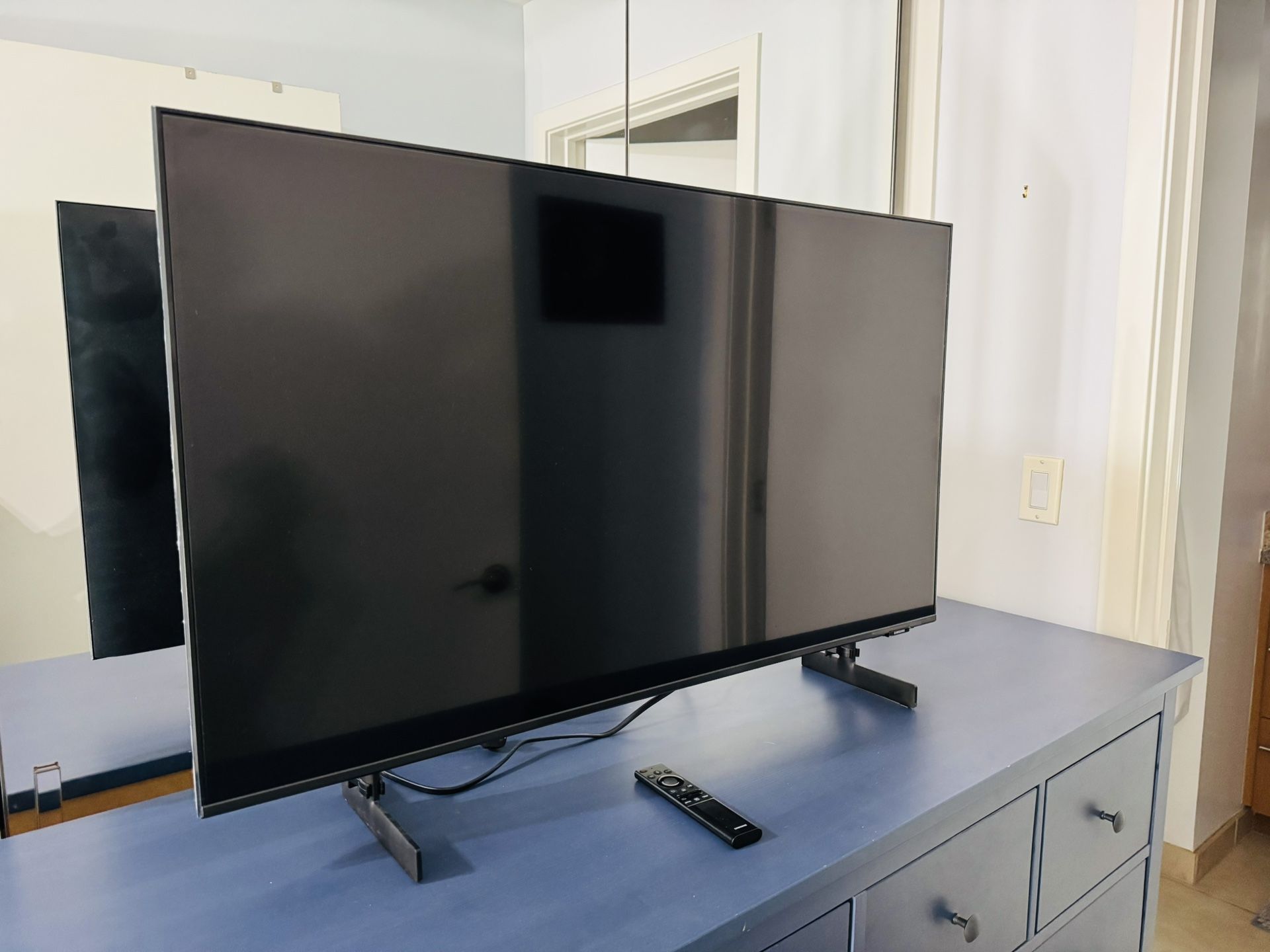 SAMSUNG 43-Inch Class Crystal 4K TV