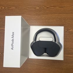 Airpod Max Midnight Open Box Discounted Feel Free To Message We Can Negotiate!!!