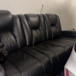 Electric Reclinable Couch 
