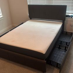 Full Size Kids Bed With 4 Pull Out Drawers And Mattress If You Want It!! 
