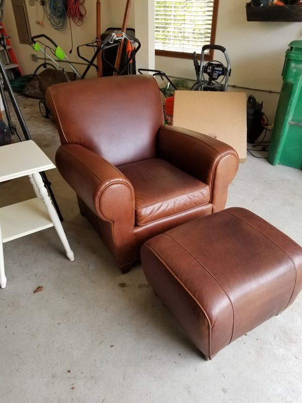 Pottery Barn Manhattan Leather Chair Ottoman For In Sammamish Pottery Barn Manhattan Leather Chair Ottoman