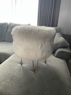 Vanity chair/stool