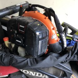 Lawnmower And Leaf blower 