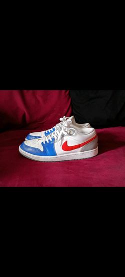 Jordan 1 low size 10,, no box