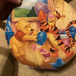 Pooh Keepsake Box.  Like New. 