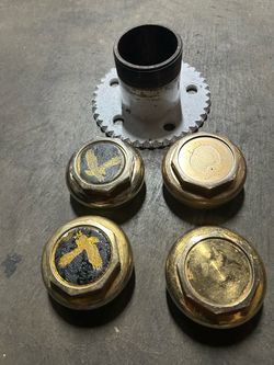 Wire wheel center knock off