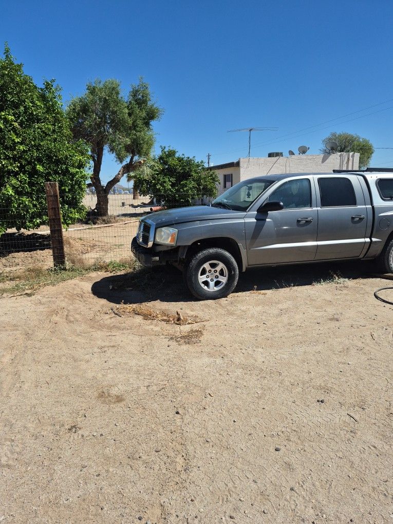 2006 Dodge Dakota