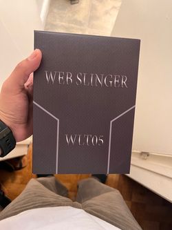 Welike toys Webslinger black suit ( Tobey)