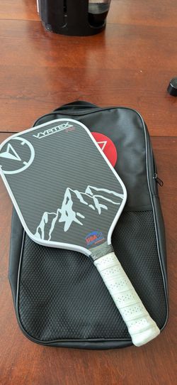 Vyrtex Pickleball Paddle with Carrying Case