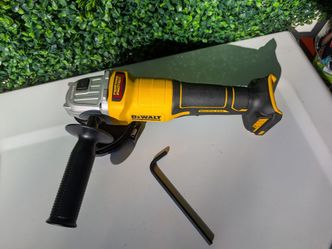 DEWALT GRAINDER