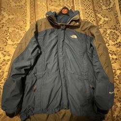 NorthFace HyVent Men’s XL Snow Jacket With Liner