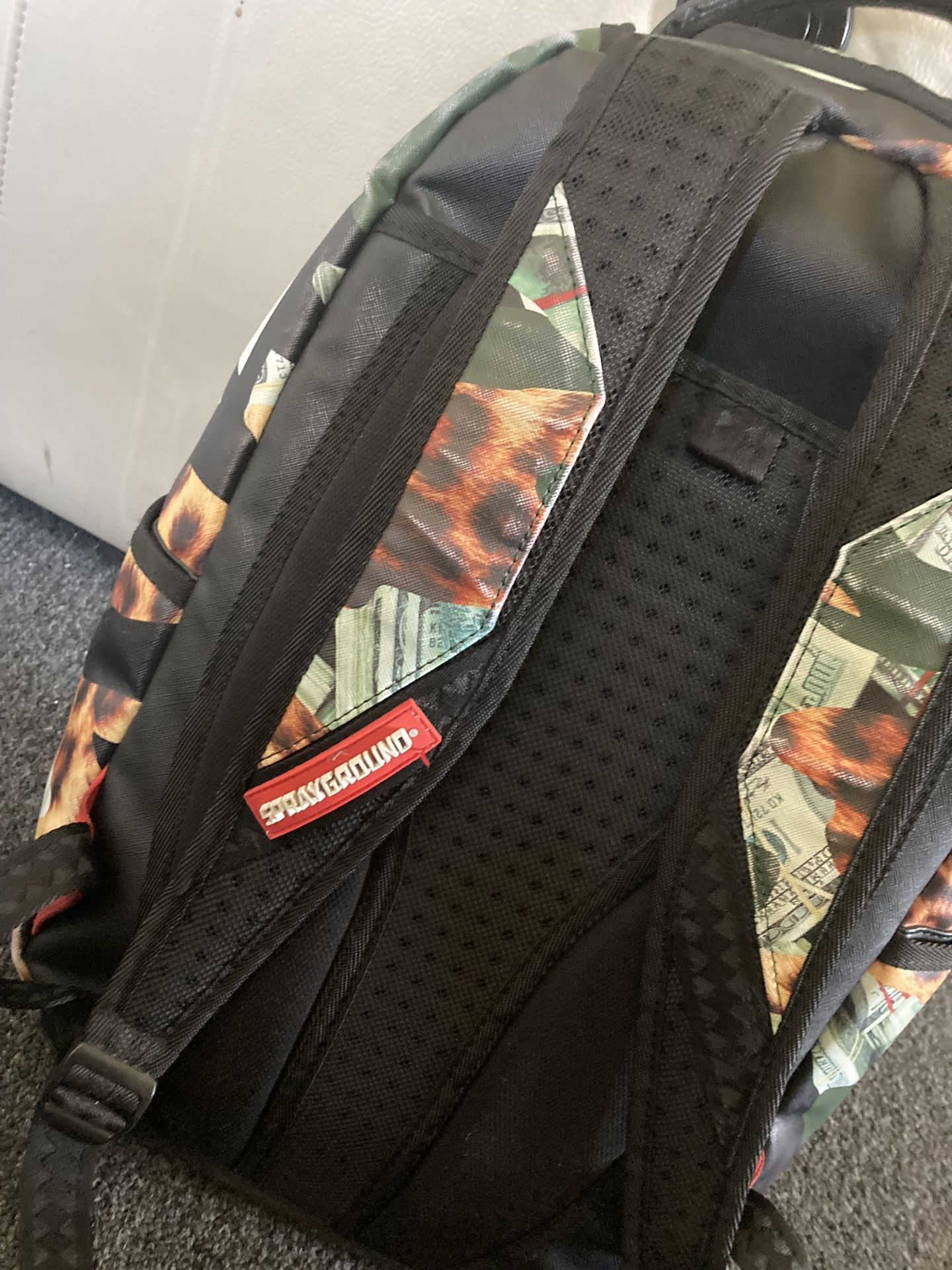 Sprayground Backpack for Sale in Los Angeles, CA OfferUp