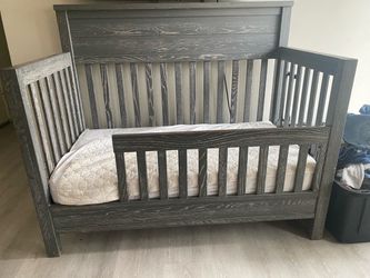 Pottery barn crib