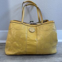 Coach F19215 Yellow Patent Leather Logo Kiss lock Carryall Purse Bag Stitched C