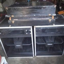 Peavey  Xr-1200 Amp Mixer EQ And Speakers 18 Inch  Subs Everything Works 