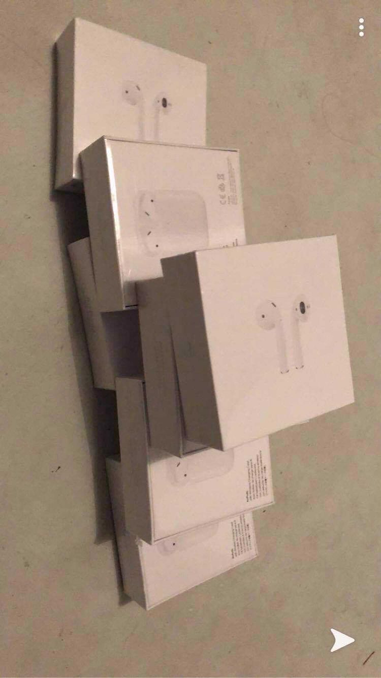 AirPods Gen 2
