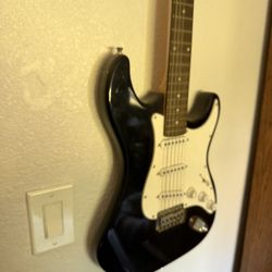Electric Guitar In Excellent Condition