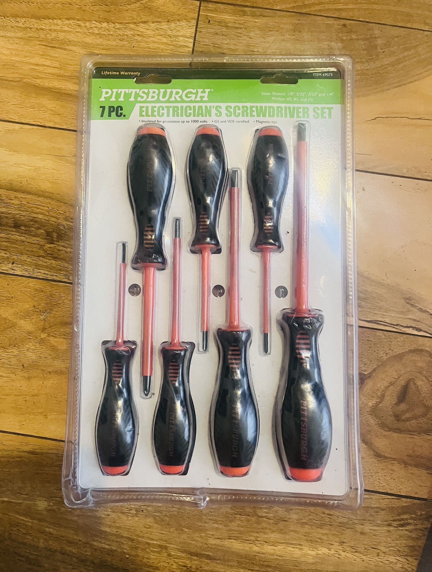 Screwdriver Set Philip And Flat