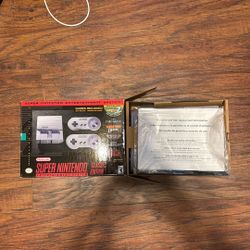 Nintendo SNES Classic Complete In Box 