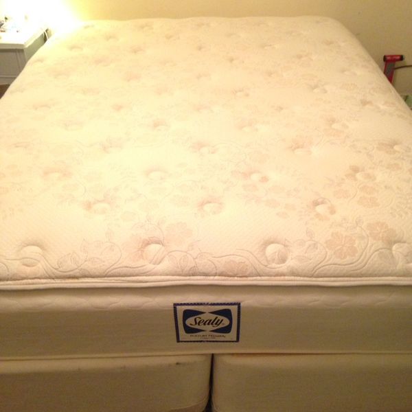 Queen Sealy Posture Premier Mattress W Split Box Springs For Queen Sealy Posture Premier Mattress W Split Box Springs