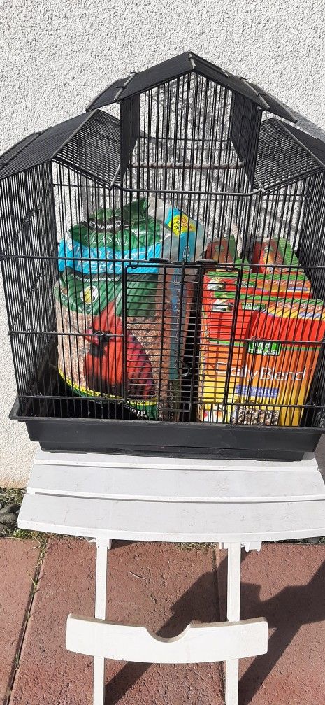 Cage And Bird Food