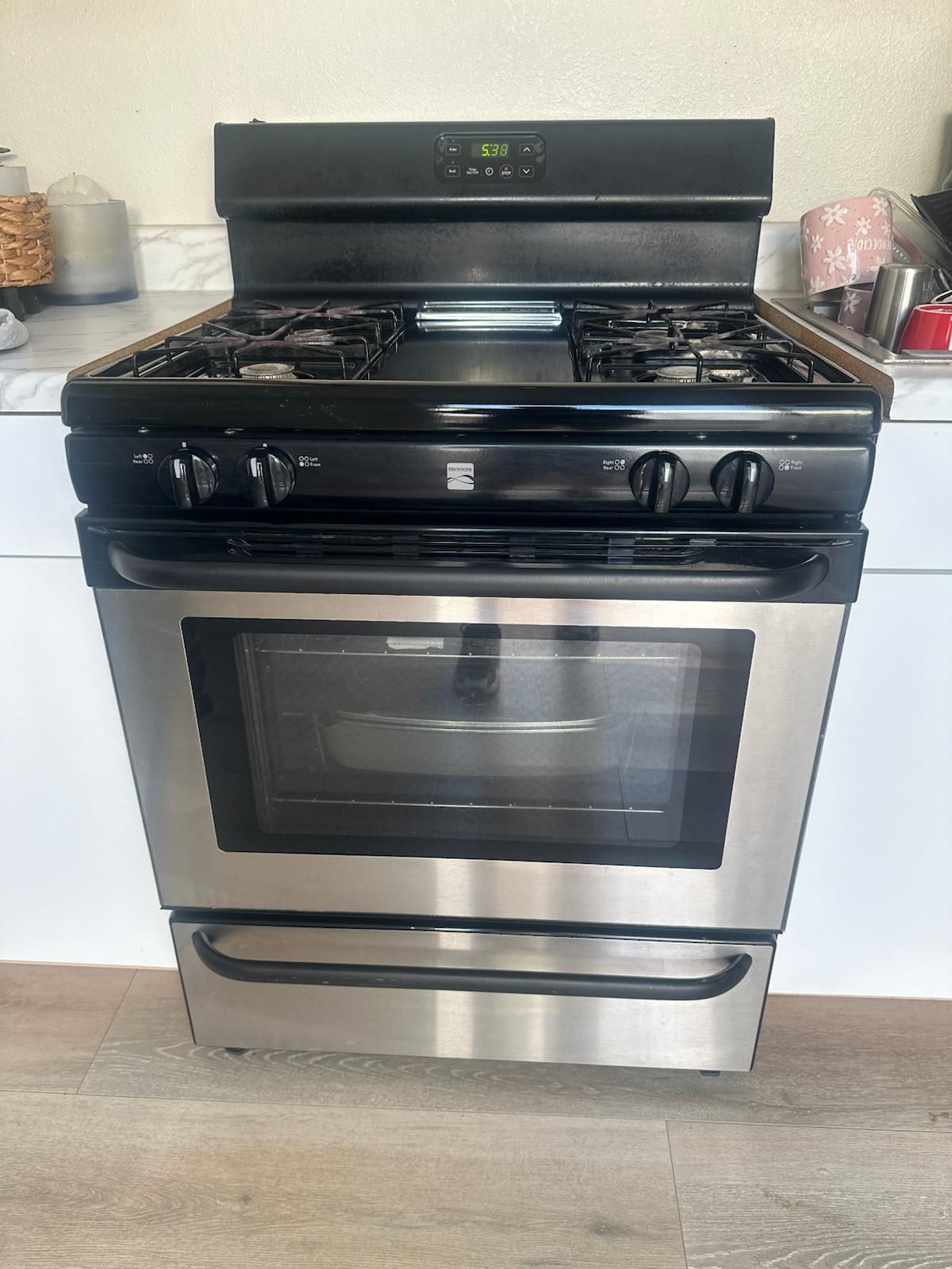 Kitchen stove