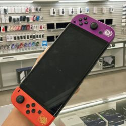 Nintendo Switch OLED Pokémon Edition 