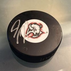 Buffalo Sabres Autographed Derek Roy Puck 
